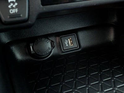 2025 Toyota RAV4 HYBRID Hybrid XLE