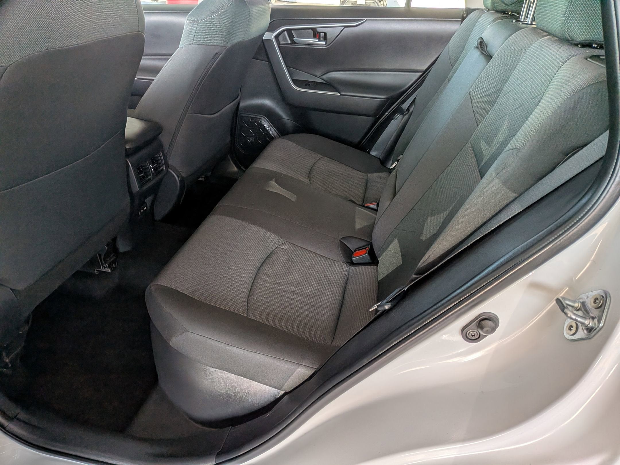 2025 Toyota RAV4 HYBRID Hybrid XLE