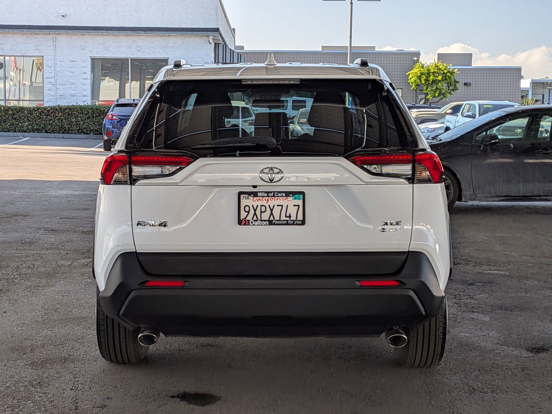 2025 Toyota RAV4 HYBRID Hybrid XLE
