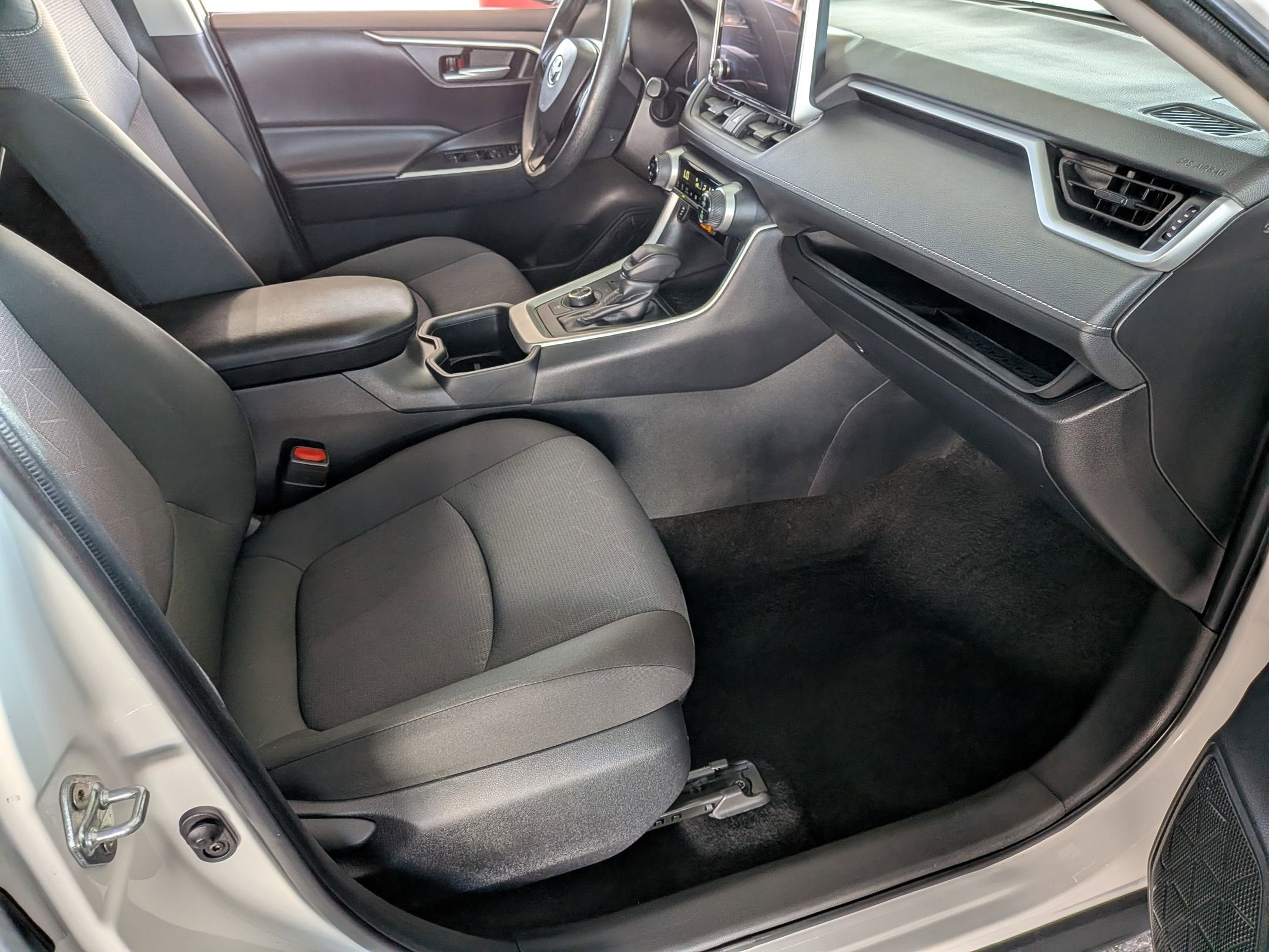 2025 Toyota RAV4 HYBRID Hybrid XLE