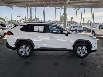 2025 Toyota RAV4 HYBRID Hybrid XLE