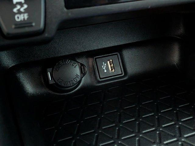 2025 Toyota RAV4 HYBRID Hybrid XLE