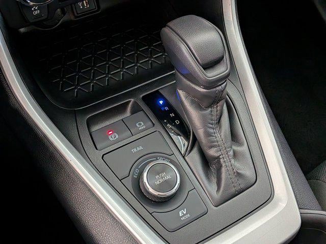 2025 Toyota RAV4 HYBRID Hybrid XLE