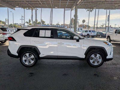 2025 Toyota RAV4 HYBRID Hybrid XLE