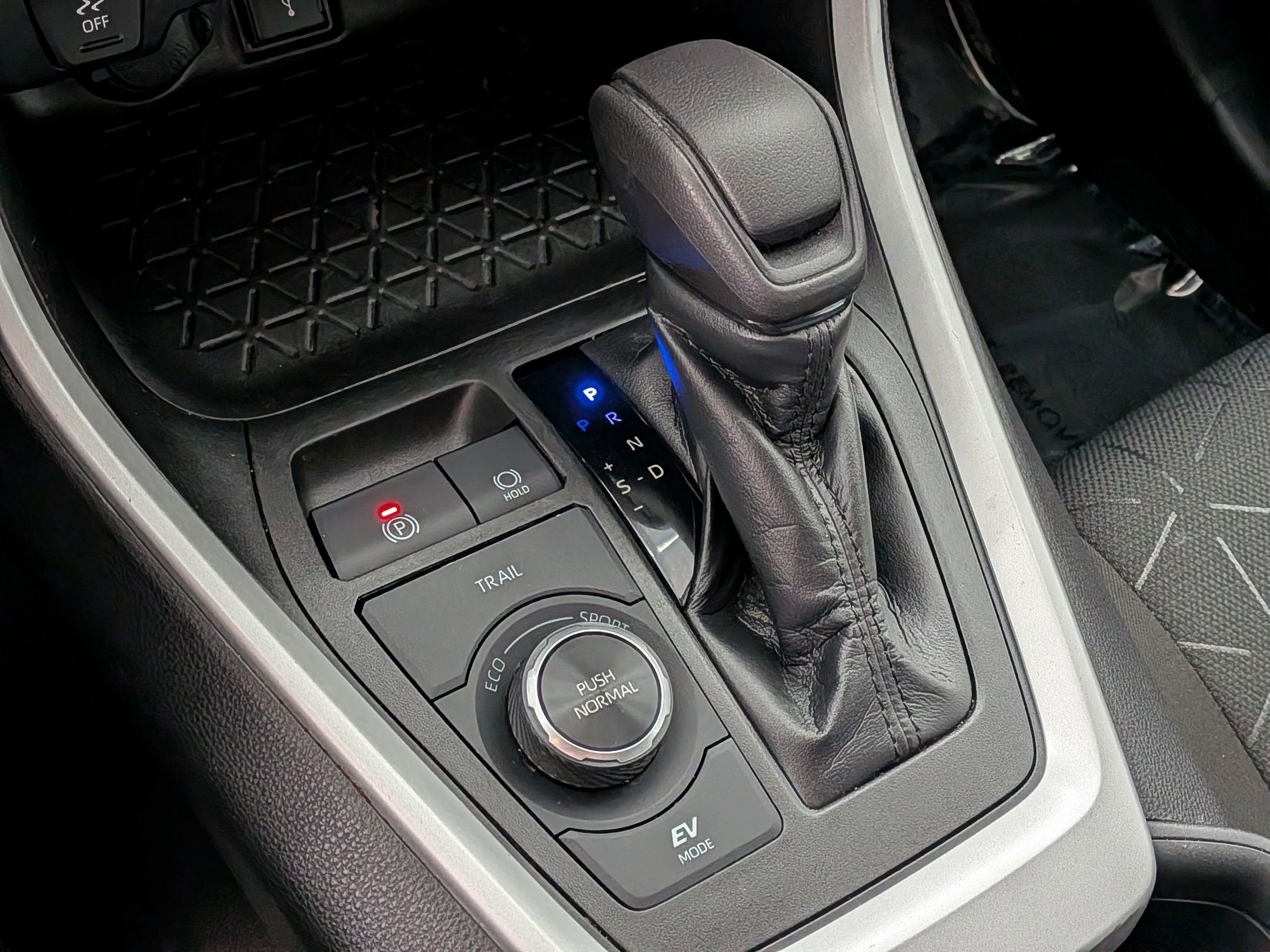 2021 Toyota RAV4 HYBRID Hybrid XLE