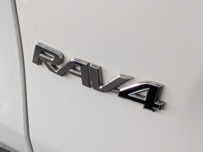 2021 Toyota RAV4 HYBRID Hybrid XLE