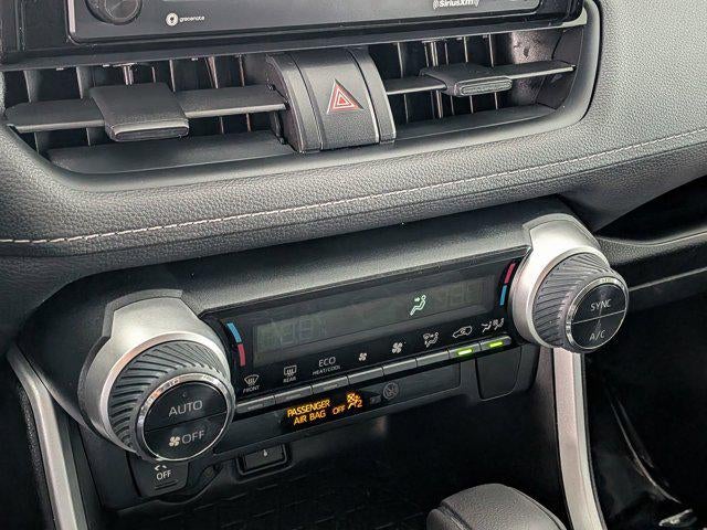 2021 Toyota RAV4 HYBRID Hybrid XLE
