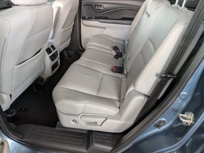 2020 Honda Pilot Touring 8-Passenger
