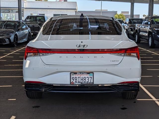 2022 Hyundai Elantra Limited
