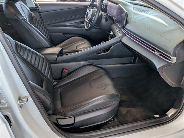 2022 Hyundai Elantra Limited