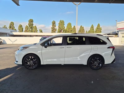 2024 Toyota Sienna XSE