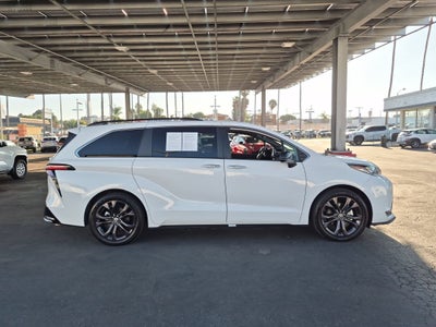 2024 Toyota Sienna XSE