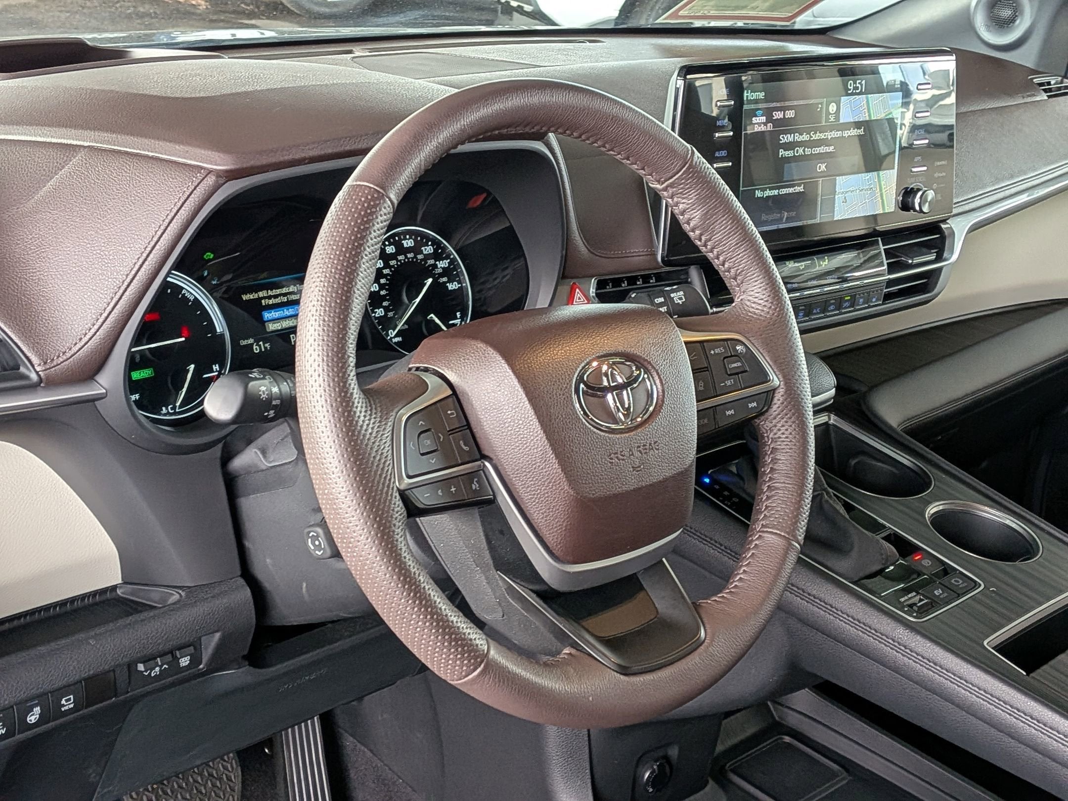 2023 Toyota SIENNA PLATINUM Platinum