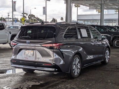 2023 Toyota SIENNA PLATINUM Platinum