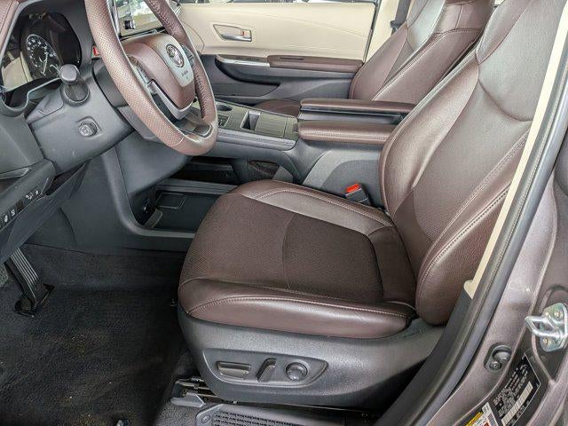 2023 Toyota SIENNA PLATINUM Platinum