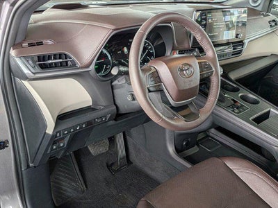 2023 Toyota SIENNA PLATINUM Platinum