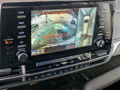 2023 Toyota SIENNA PLATINUM Platinum