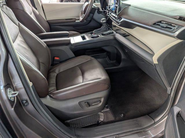 2023 Toyota SIENNA PLATINUM Platinum