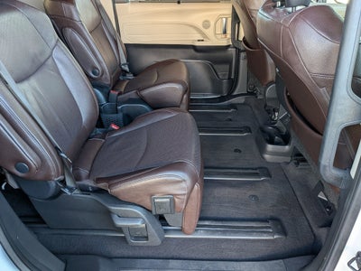2023 Toyota SIENNA PLT AWD Platinum