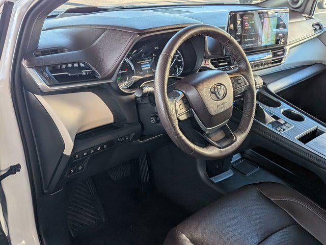 2023 Toyota SIENNA PLT AWD Platinum