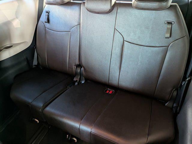 2023 Toyota SIENNA PLT AWD Platinum