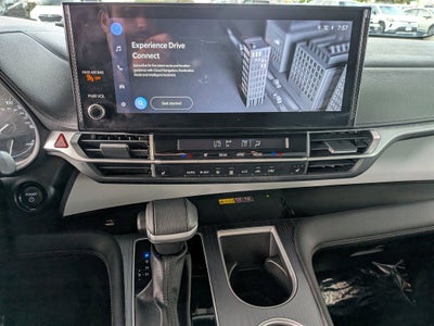 2025 Toyota SIENNA XLE XLE