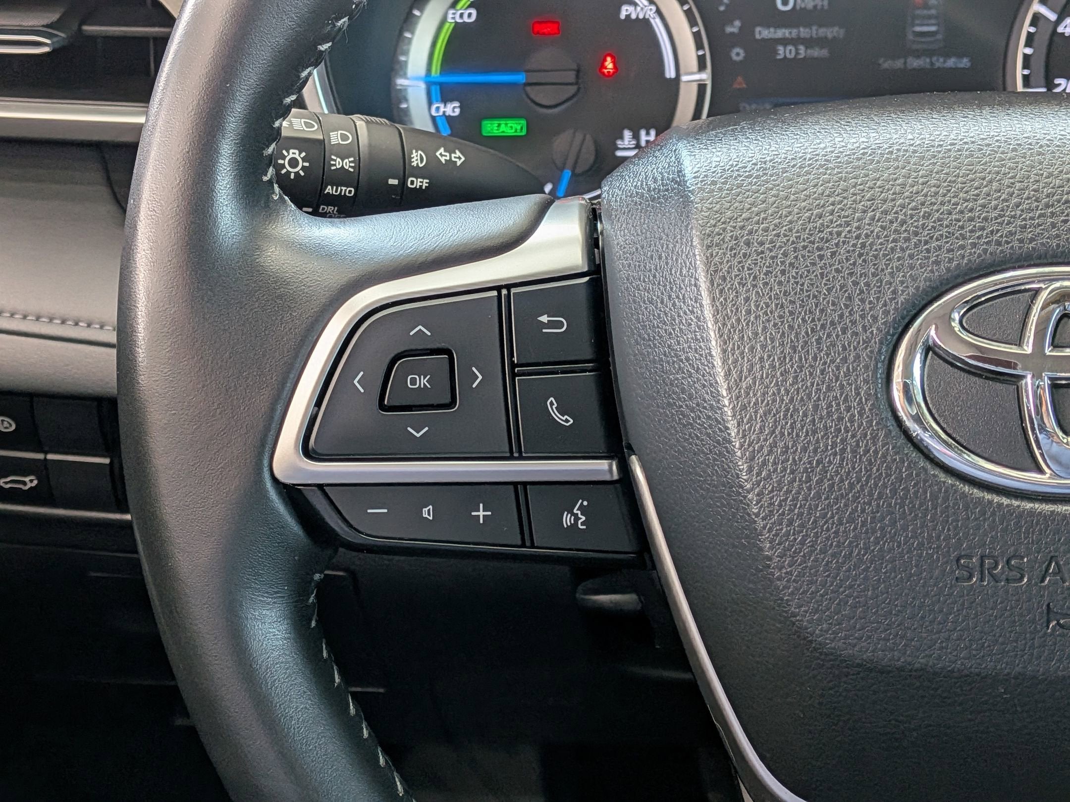 2023 Toyota HIGHLANDER HYBRD Hybrid XLE