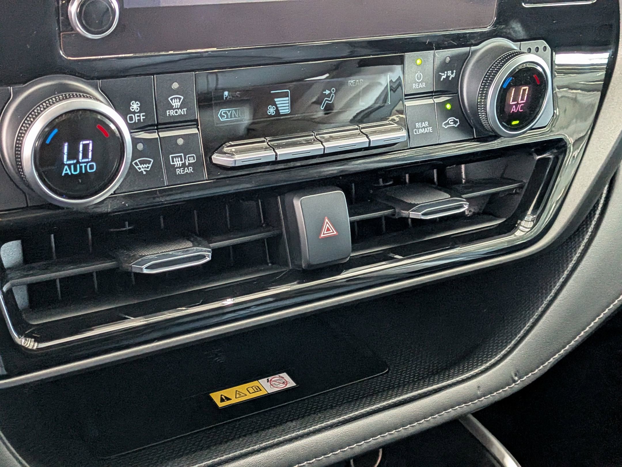 2023 Toyota HIGHLANDER HYBRD Hybrid XLE