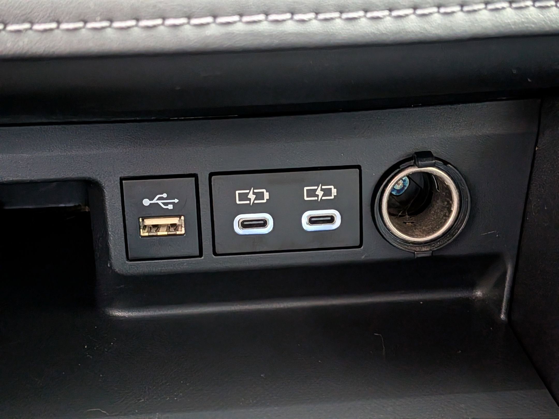 2023 Toyota HIGHLANDER HYBRD Hybrid XLE