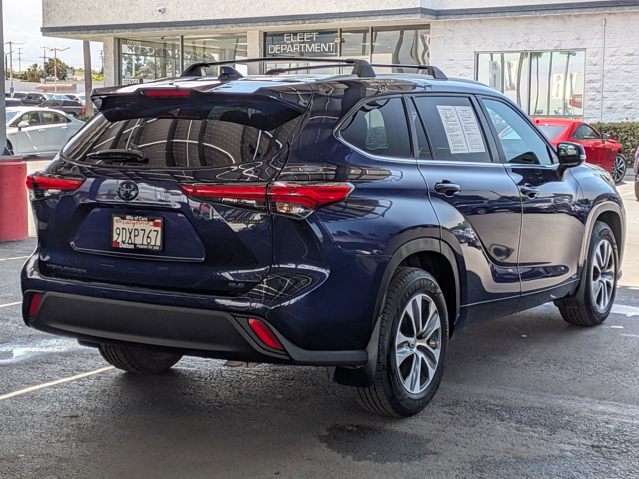 2023 Toyota HIGHLANDER HYBRD Hybrid XLE
