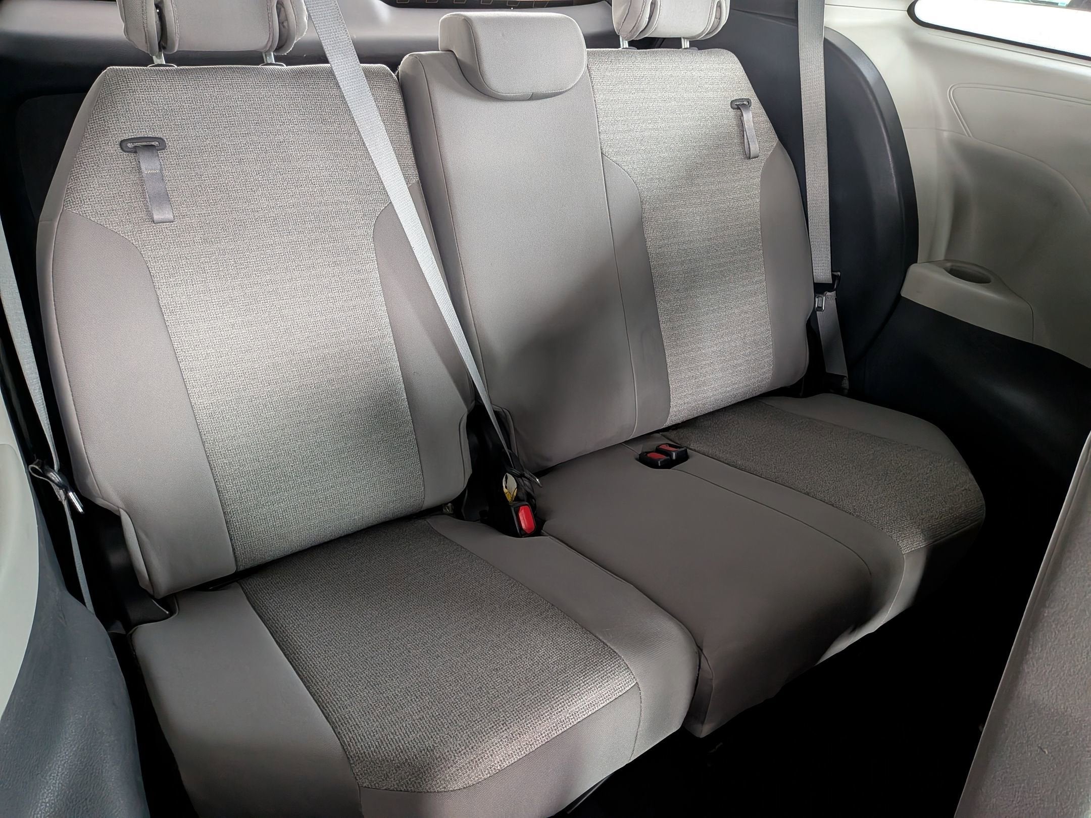 2022 Toyota SIENNA LE LE