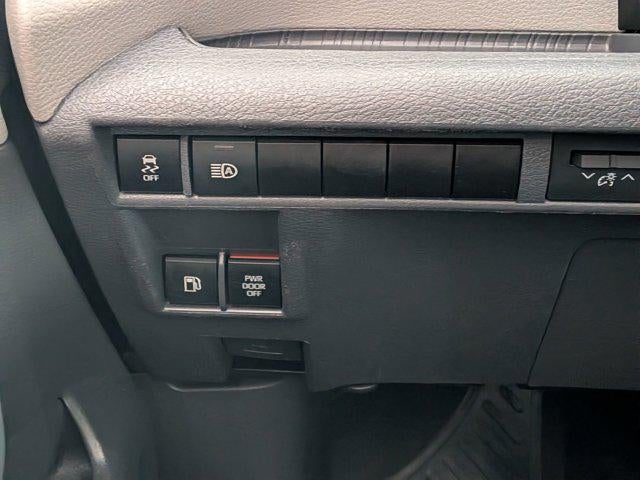 2022 Toyota SIENNA LE LE