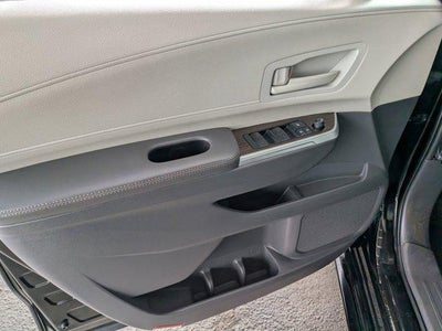 2022 Toyota SIENNA LE LE