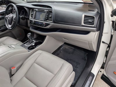2017 Toyota Highlander Limited