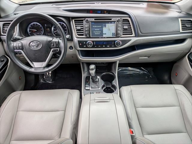 2017 Toyota Highlander Limited