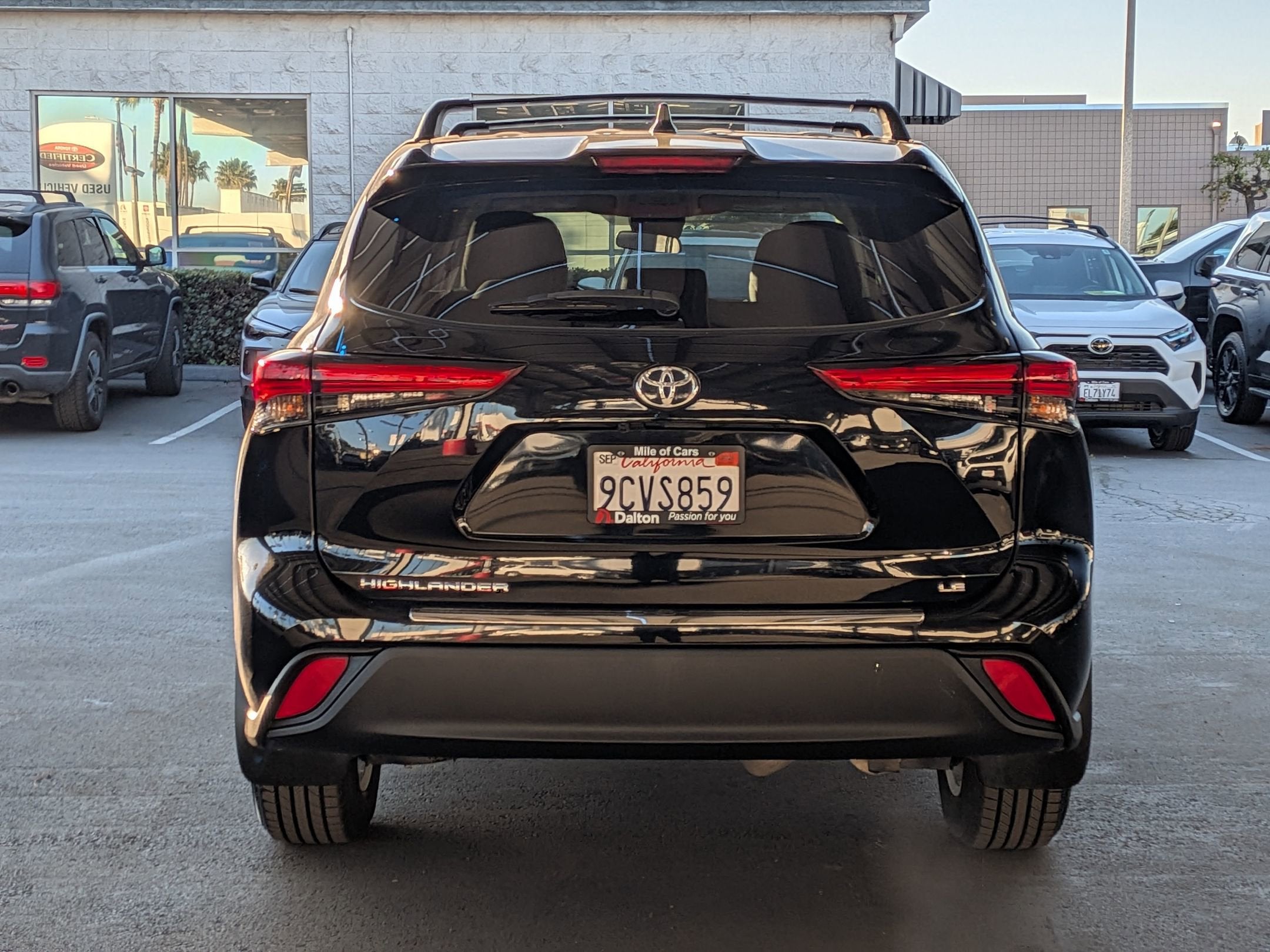 2022 Toyota HIGHLANDER LE