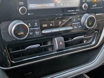 2022 Toyota HIGHLANDER LE