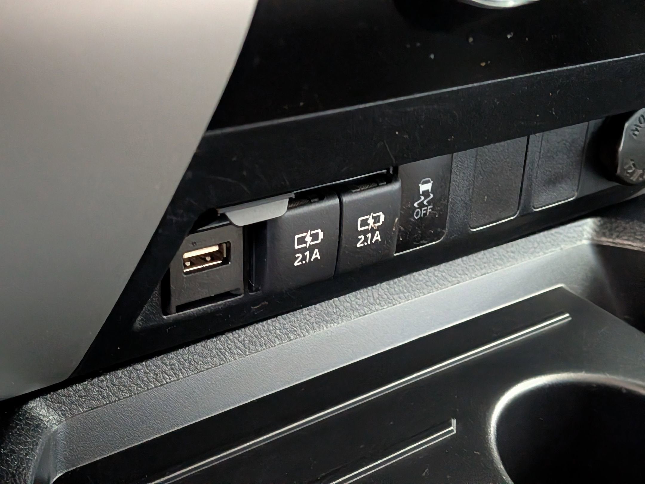 2020 Toyota TUNDRA 4X2 SR5