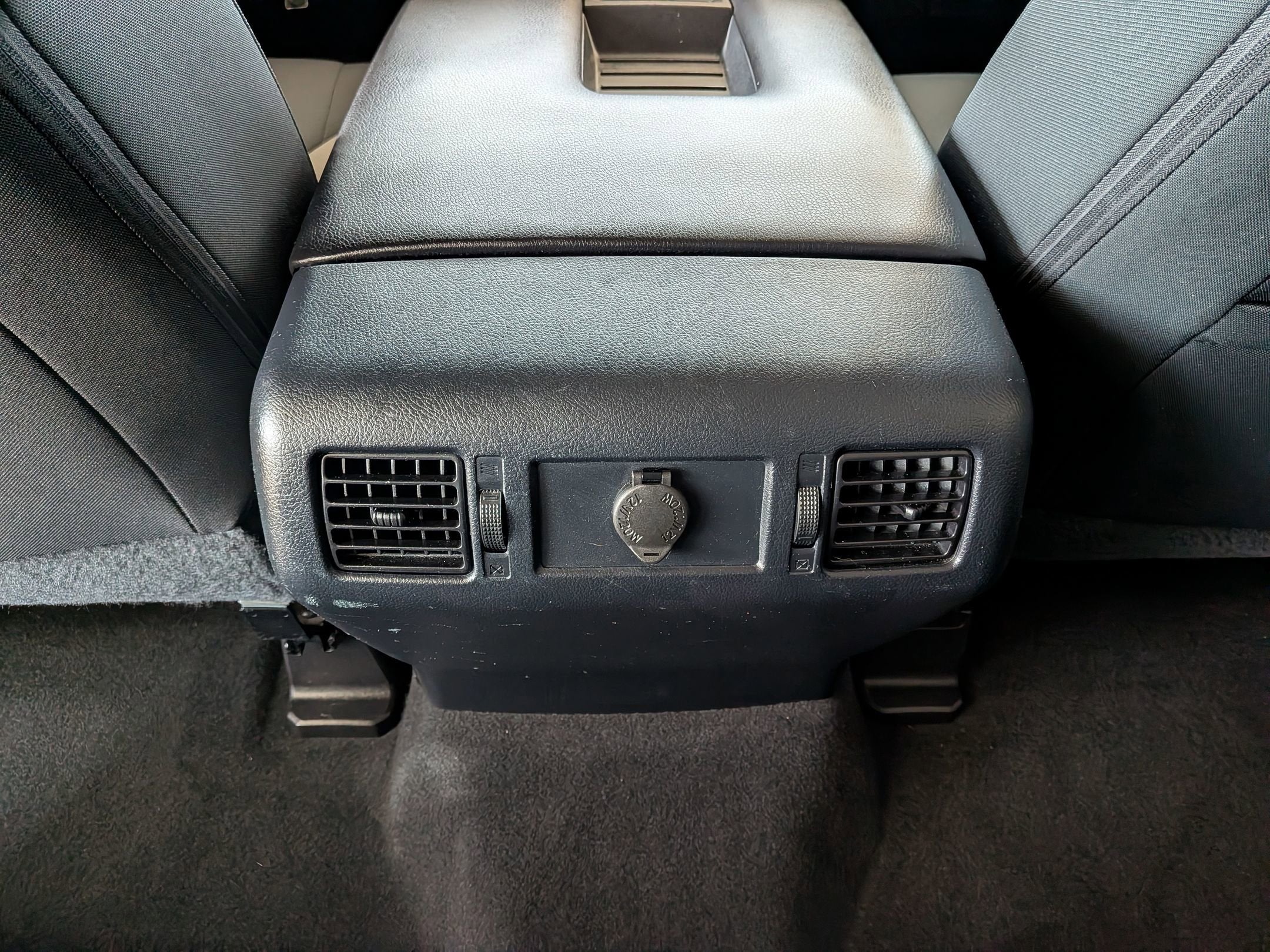 2020 Toyota TUNDRA 4X2 SR5