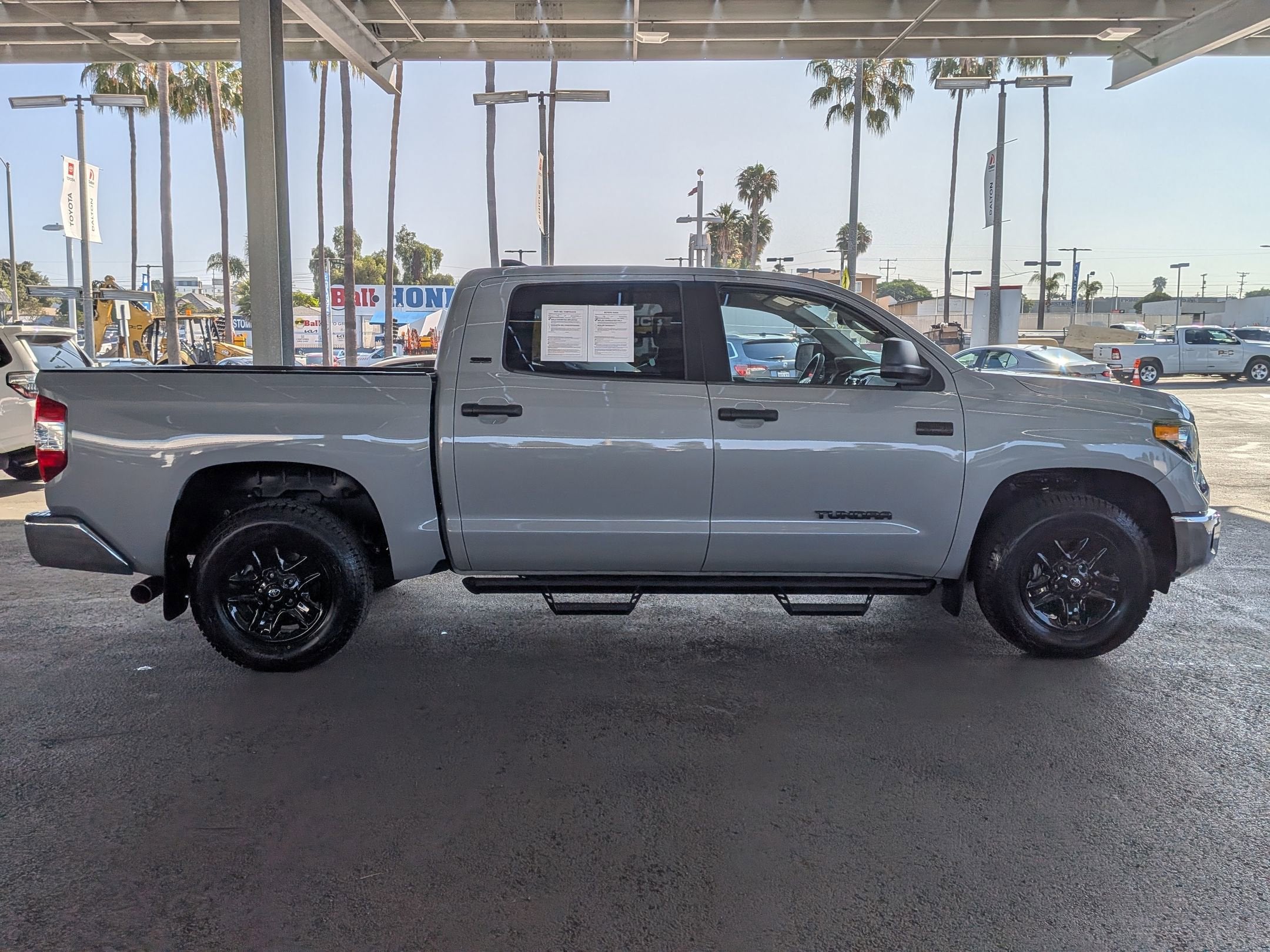 2020 Toyota TUNDRA 4X2 SR5