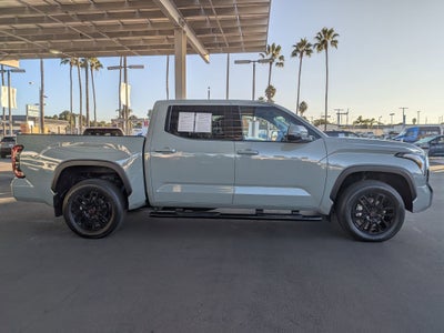 2022 Toyota TUNDRA 4X4 SR5