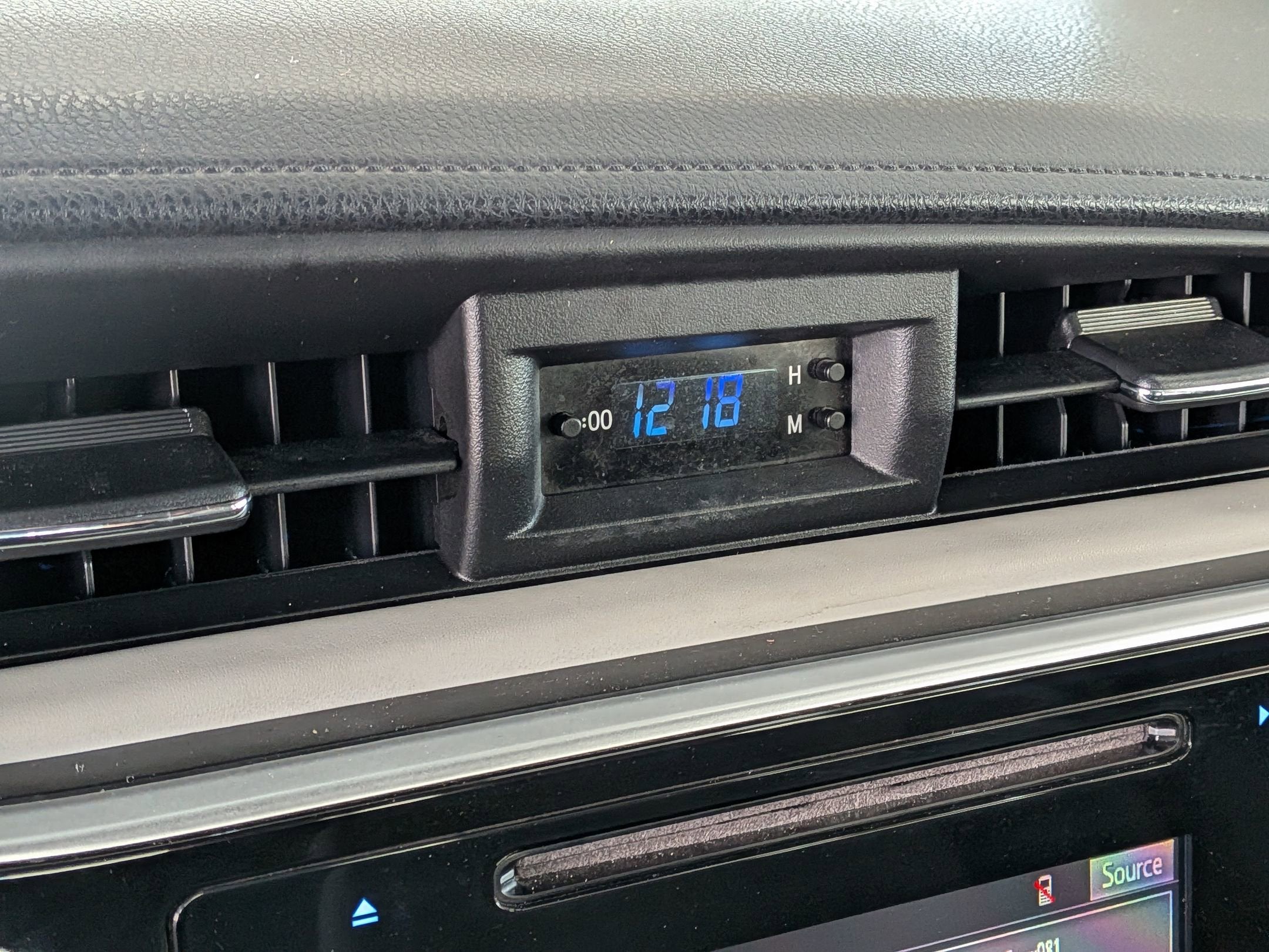 2018 Toyota COROLLA WHITE