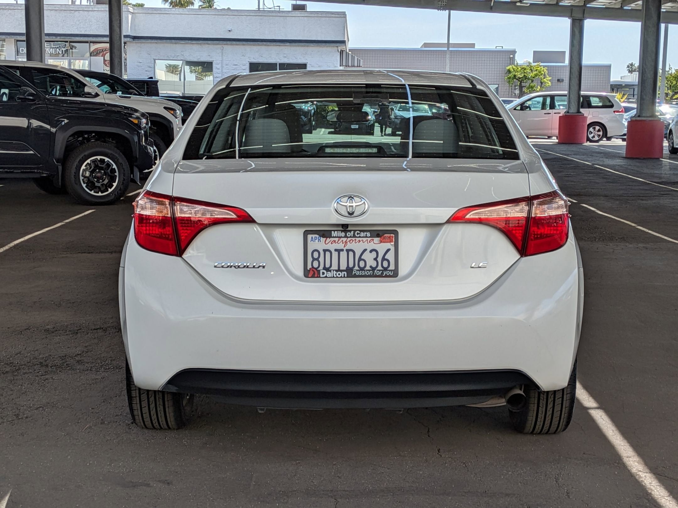 2018 Toyota COROLLA WHITE