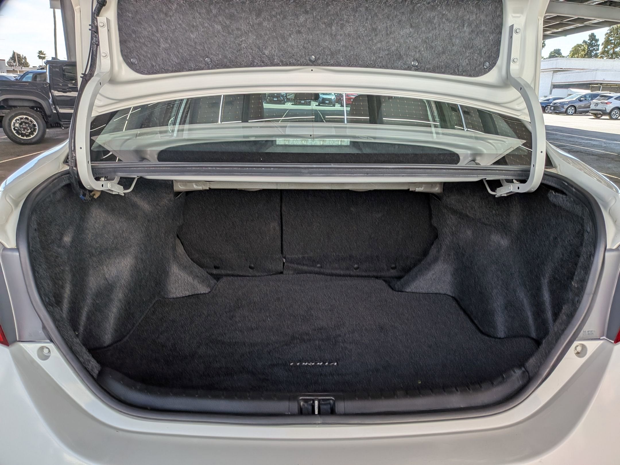 2018 Toyota COROLLA WHITE