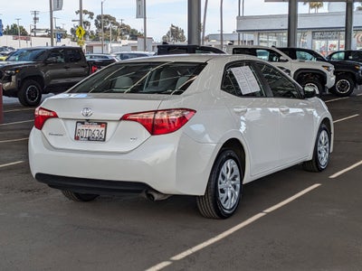 2018 Toyota COROLLA WHITE