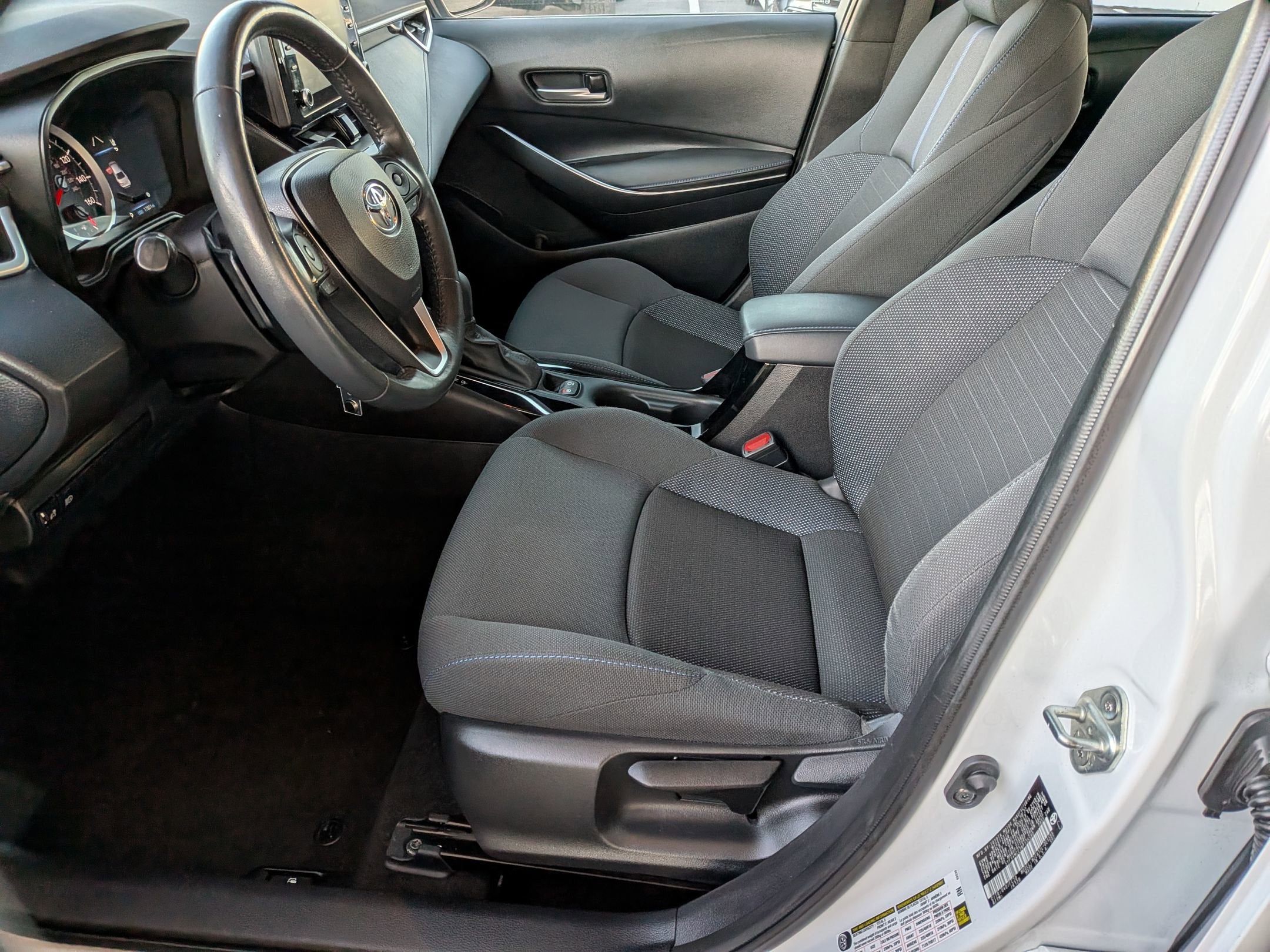 2022 Toyota COROLLA SE