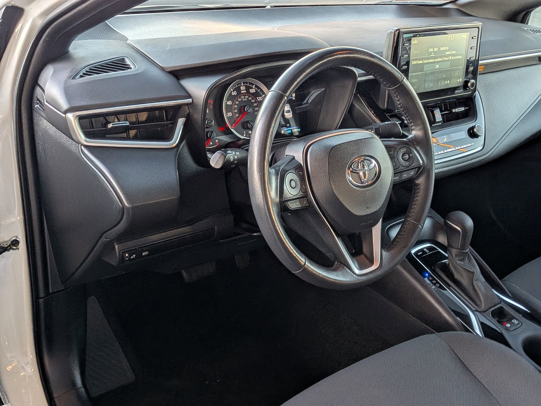 2022 Toyota COROLLA SE