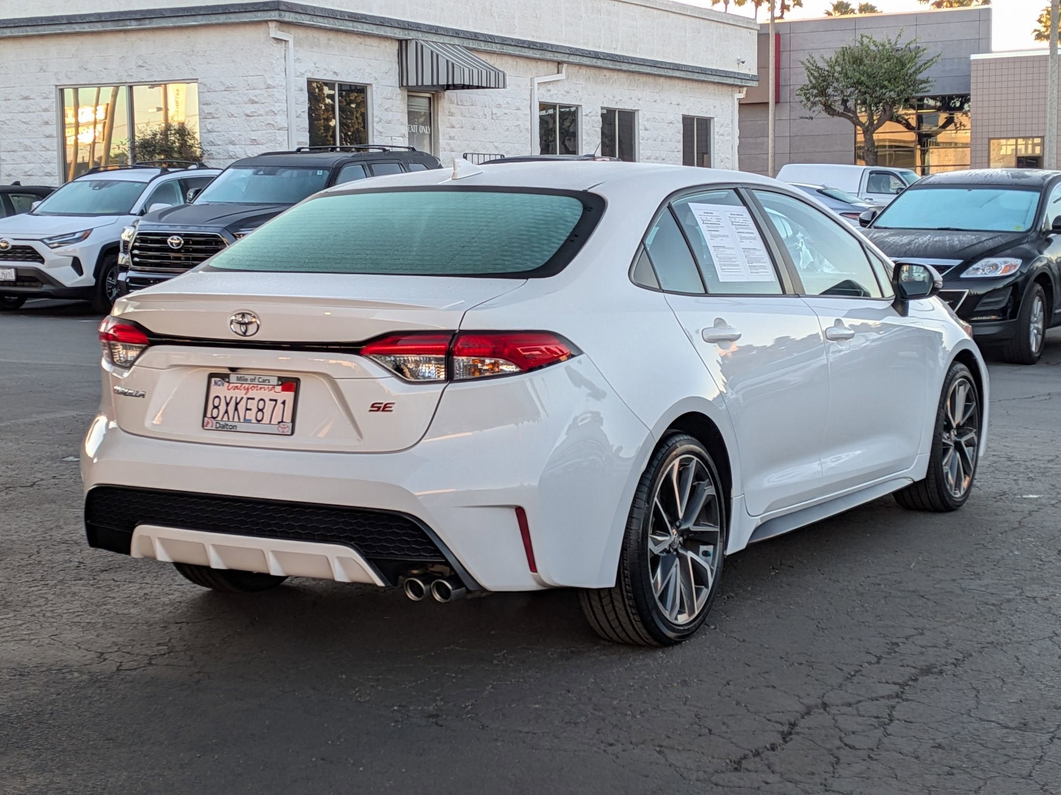 2022 Toyota COROLLA SE