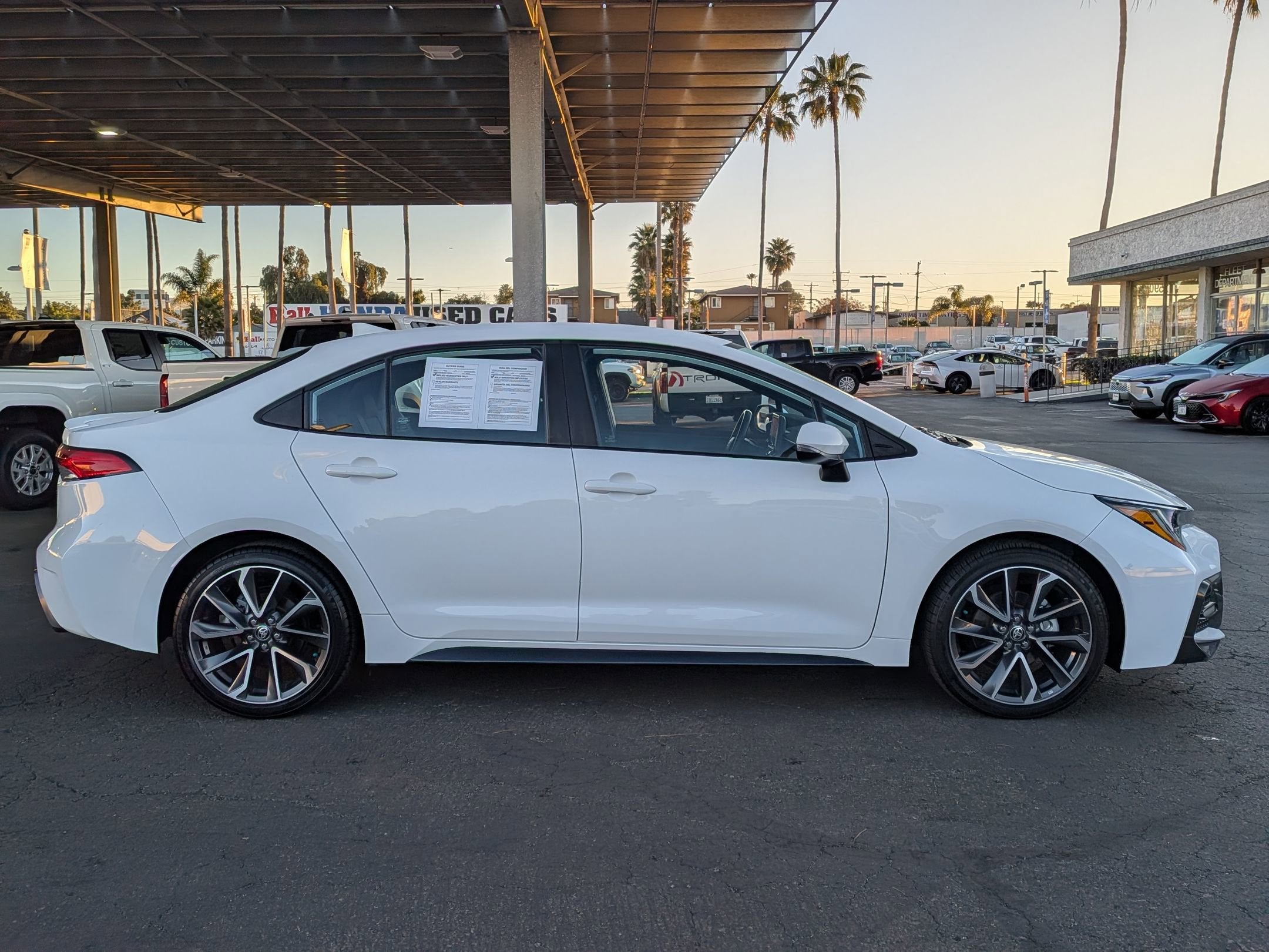 2022 Toyota COROLLA SE