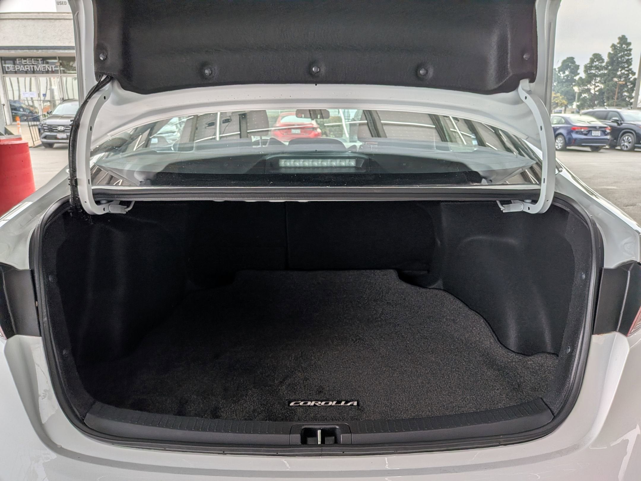 2025 Toyota COROLLA SE